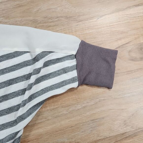 🐞Xhilaration Cream Striped Linen Blend Crop Batwing Top Medium - Picture 6 of 11